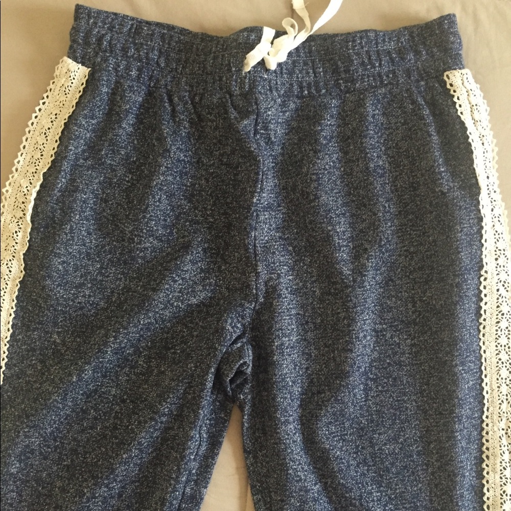 Women’s joggers